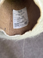 Load image into Gallery viewer, 52% SuperKid Mohair 13% Extrafine Merino Wool 35% Polyamide 1/25nm Brushed Luxury Cone Yarn · Topline OBLIO That Yarn