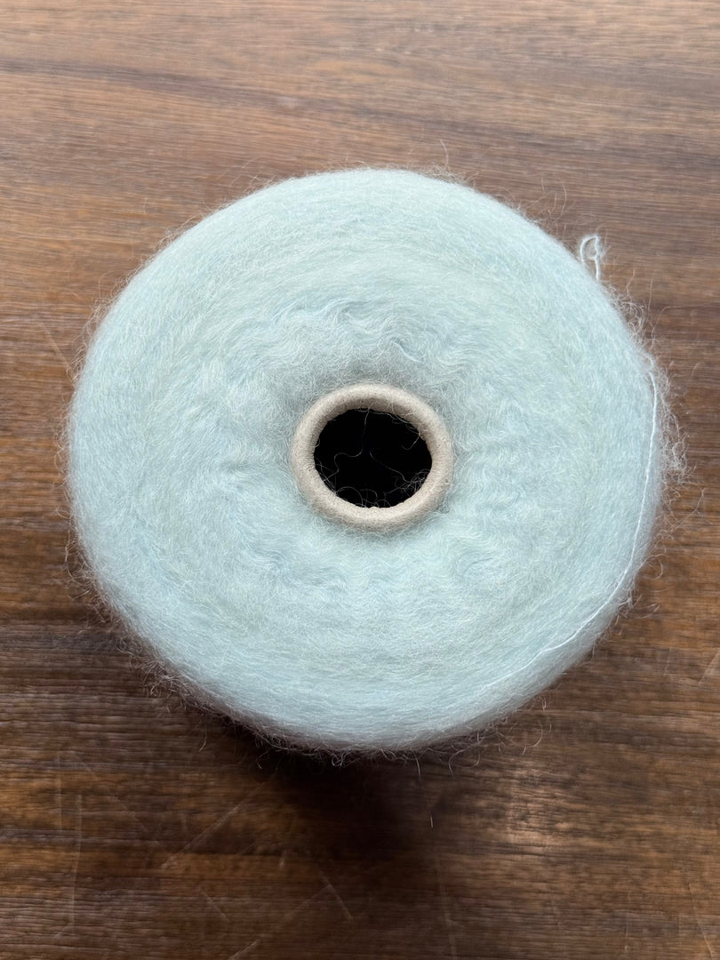 IGEA Astro Kid Mohair Wool Blend Brushed Yarn · Nm 10000 Cone