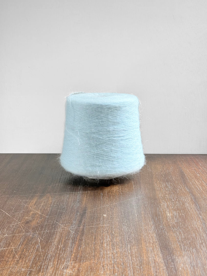 IGEA Astro Kid Mohair Wool Blend Brushed Yarn · Nm 10000 Cone