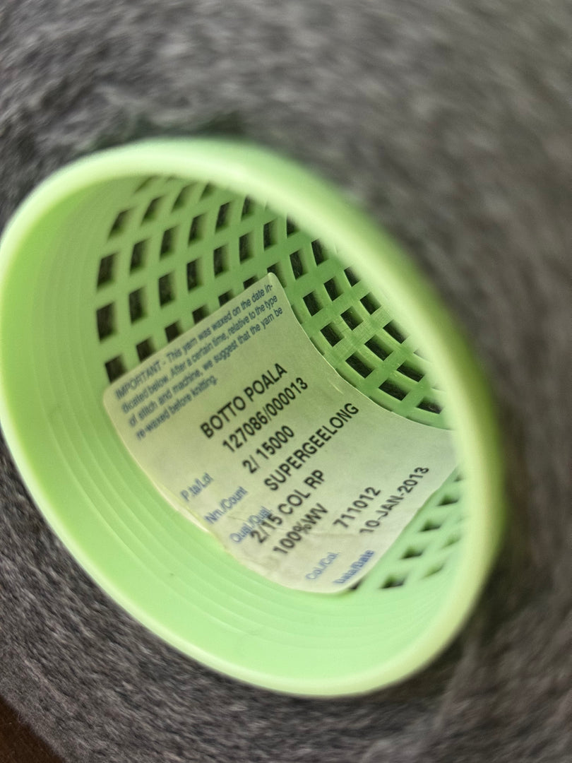 Italian Luxury Surplus Yarn 100 merino wool 