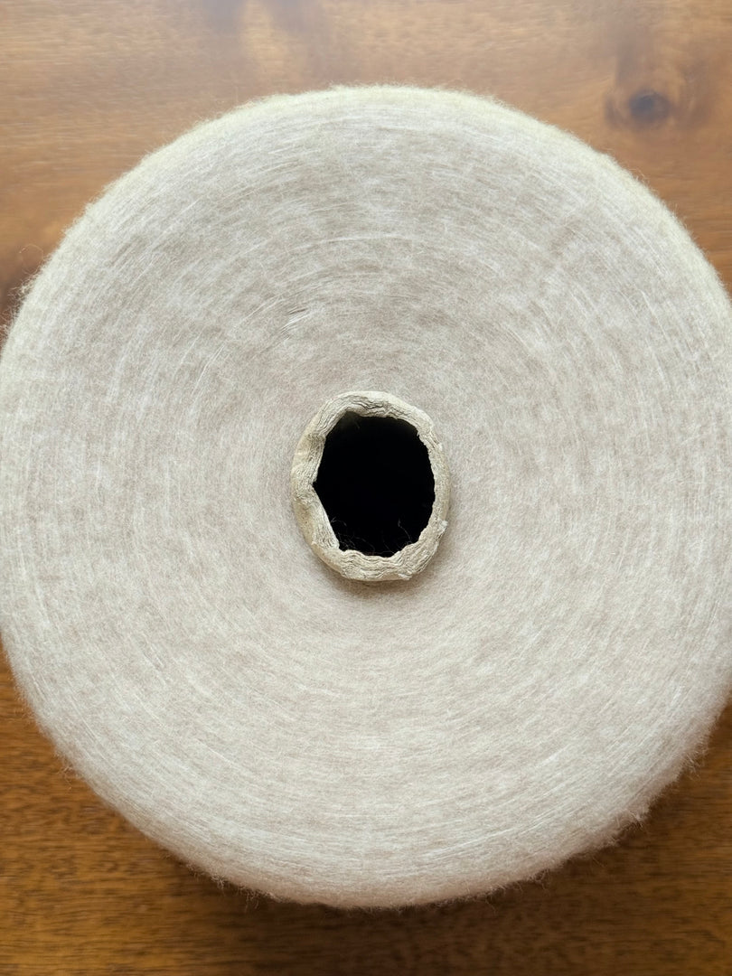 Pecci Pannetto Melange 65 Extrafine Merino Wool 35 Nylon Brushed Cone Yarn