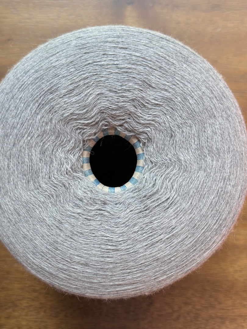 Zegna Baruffa Cashwool 100 Extrafine Merino Wool Cone Yarn · 2/30Nm · Italy