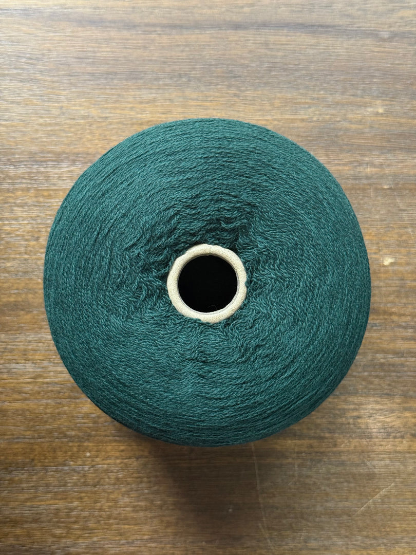 100 wool yarn green 