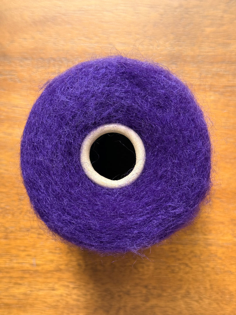 IGEA Clotilde 72 Kid Mohair 26 Nylon 2 Elastane Cone Yarn 