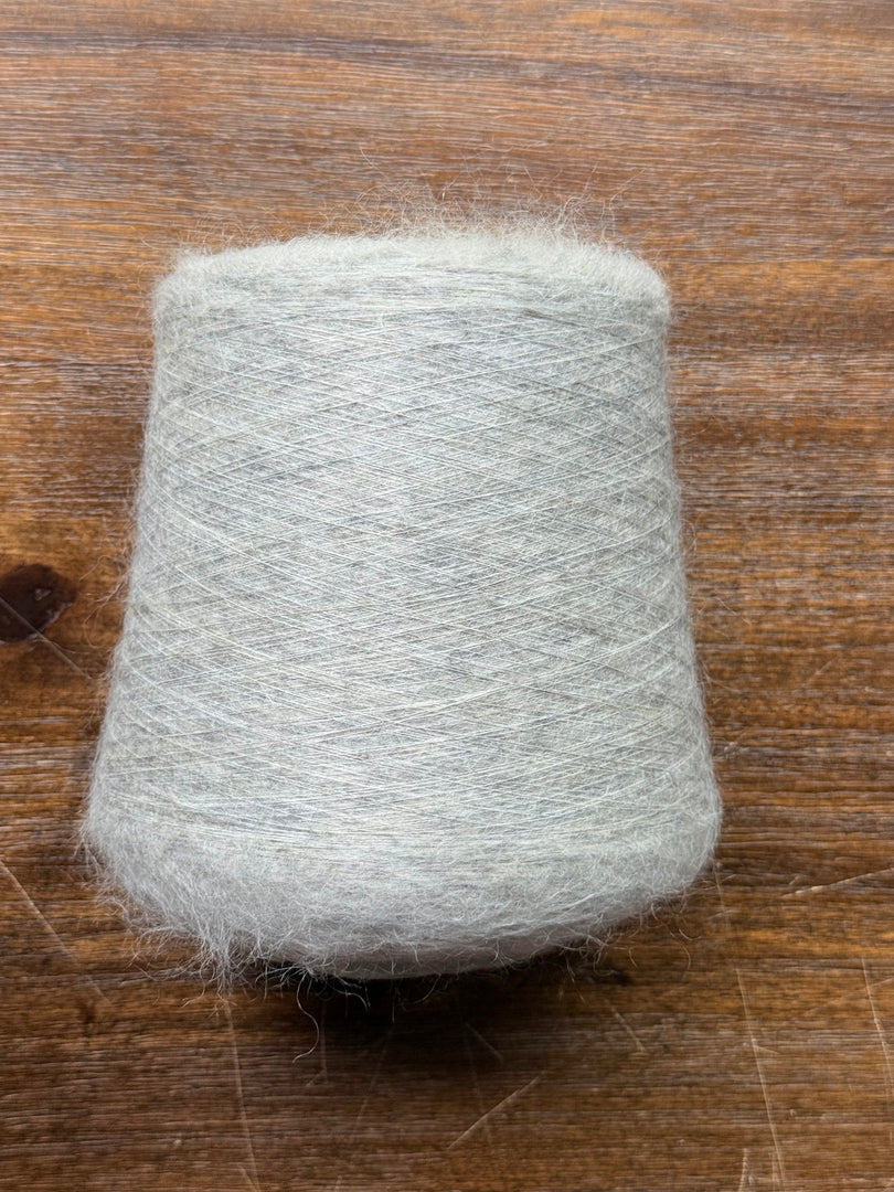 52% SuperKid Mohair 13% Extrafine Merino Wool 35% Polyamide 1/25nm Brushed Luxury Cone Yarn · Topline OBLIO