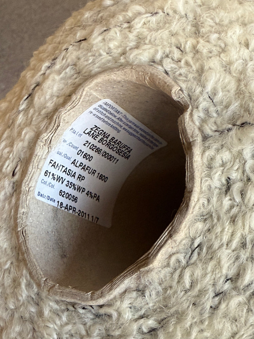 61% Wool, 35% Alpaca, 4% Polyamide · Heavy Textured 1/1.6nm · ZEGNA Bouclé Yarn