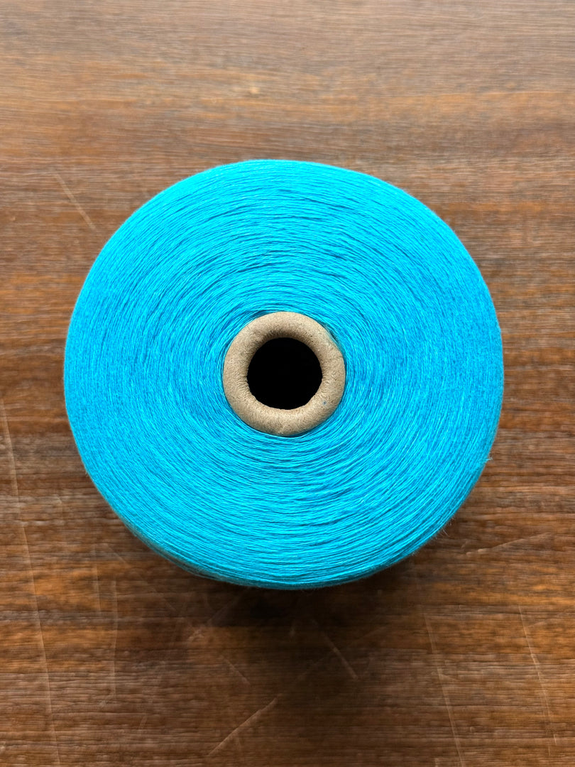 100 Mercerized Linen · 2/28Nm · Natural Sheen · Chinese Cone Yarn