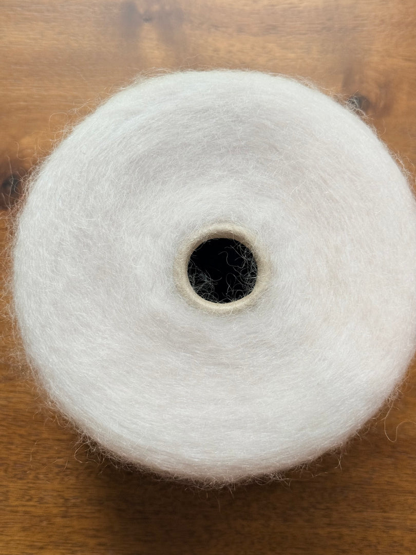 Lineapiù Morgana 50 Mohair 32 Polyamide 18 Wool Cone Yarn
