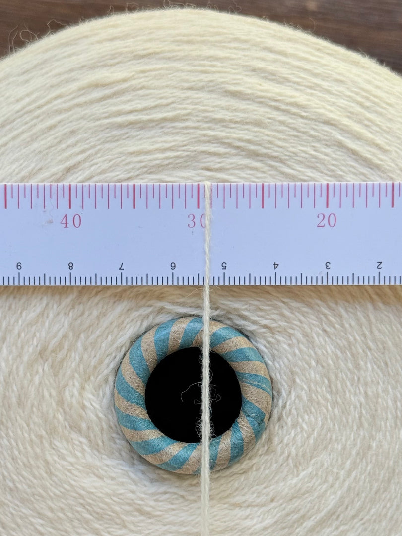 ZHONGDING Bless 70 Basolan Wool 30 Yak 2/15nm Cone Yarn · With Light Storage Dust