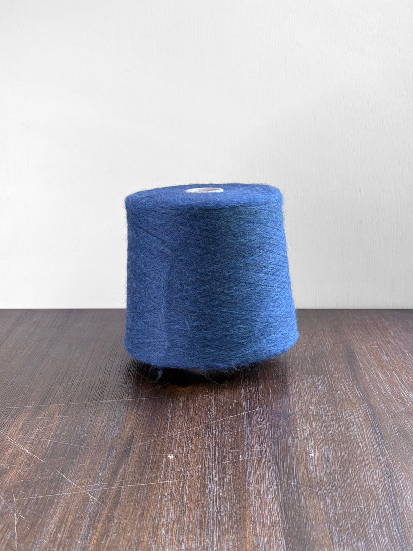 Lineapiu OTIS Elastic Brushed Yarn · 33% wool 23% fine alpaca  2% elastane Cone