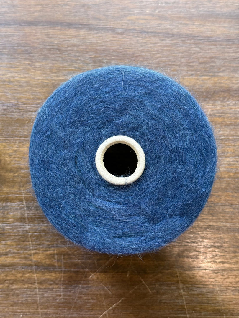 Lineapiu OTIS Elastic Brushed Yarn · 33% wool 23% fine alpaca  2% elastane Cone