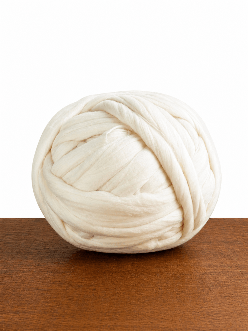 90S 17-18 Microns Extra Fine Long Staple Wool Top · Combed Wool Sliver · Handspinning & Blending Fiber