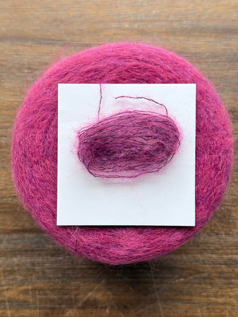 34 Mohair 34 Extrafine Merino Wool 27 Polyamide 5 Elastic Brushed Yarn