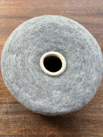 Load image into Gallery viewer, 18% Yak, 43% Extrafine Merino Wool, 38% Polyamide, 1% Elastane Brushed Cone Yarn · Lineapiù

