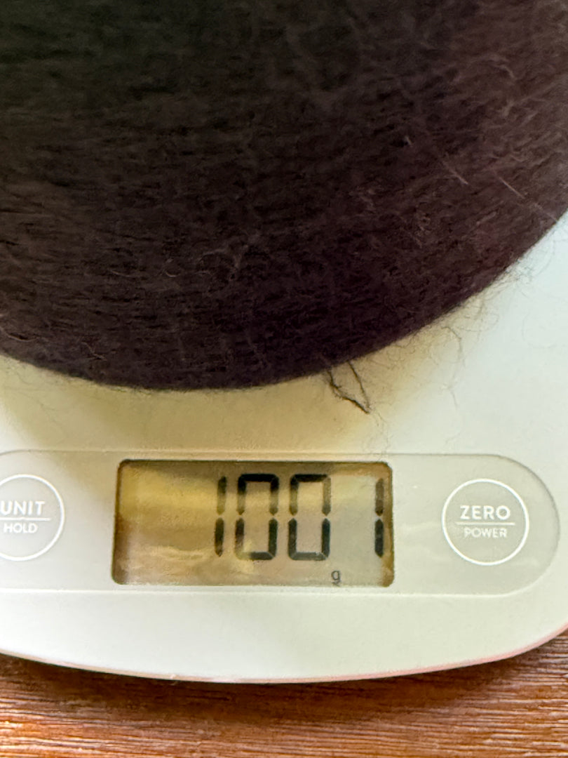 52% SuperKid Mohair 13% Extrafine Merino Wool 35% Polyamide 1/25nm Brushed Luxury Cone Yarn · Topline OBLIO