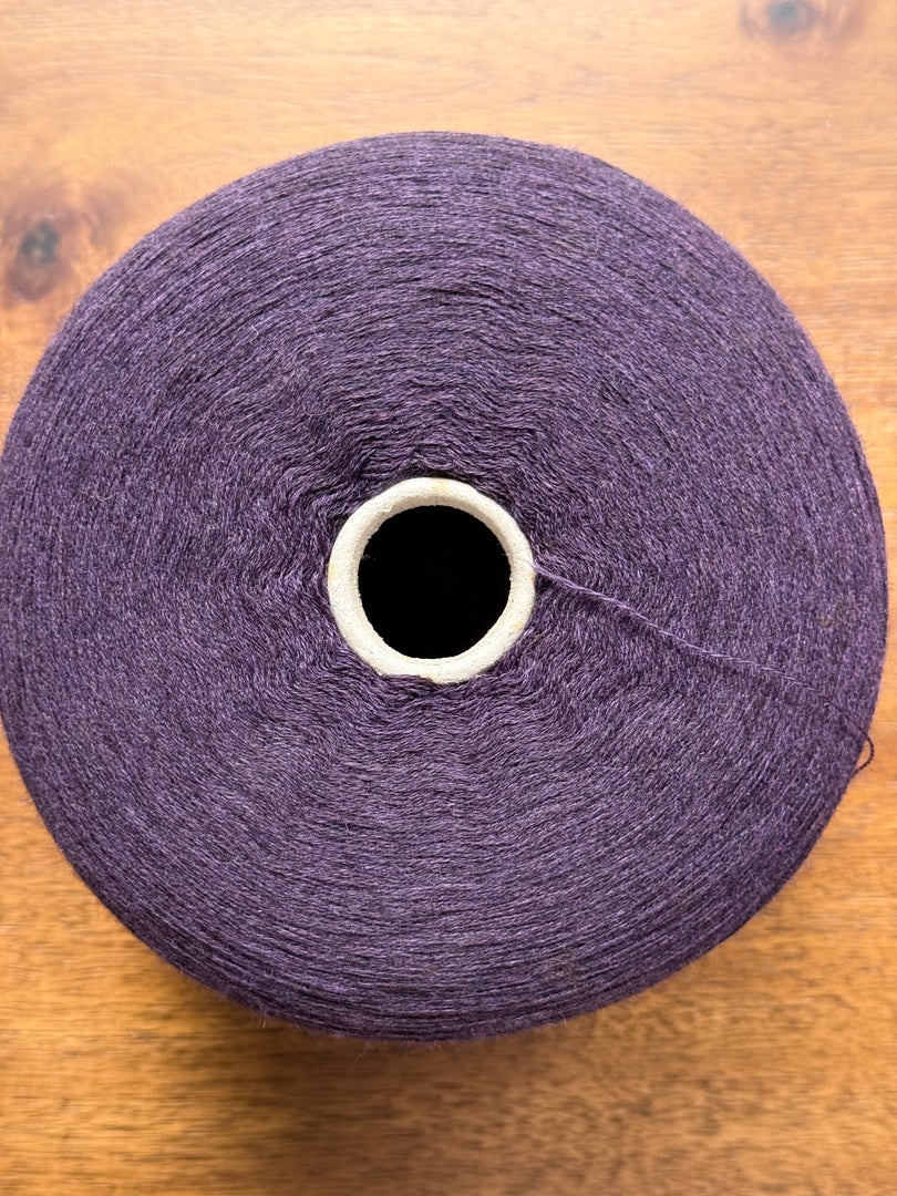 IGEA Aquila 100 Extrafine Merino Wool Cone Yarn