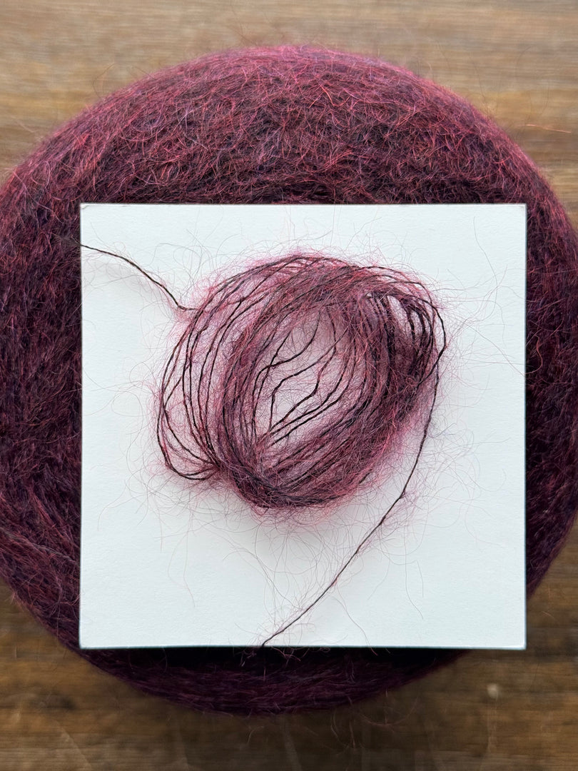Lineapiù Camelot 67 Mohair 30 Polyamide 3 Wool Cone Yarn 10000Nm