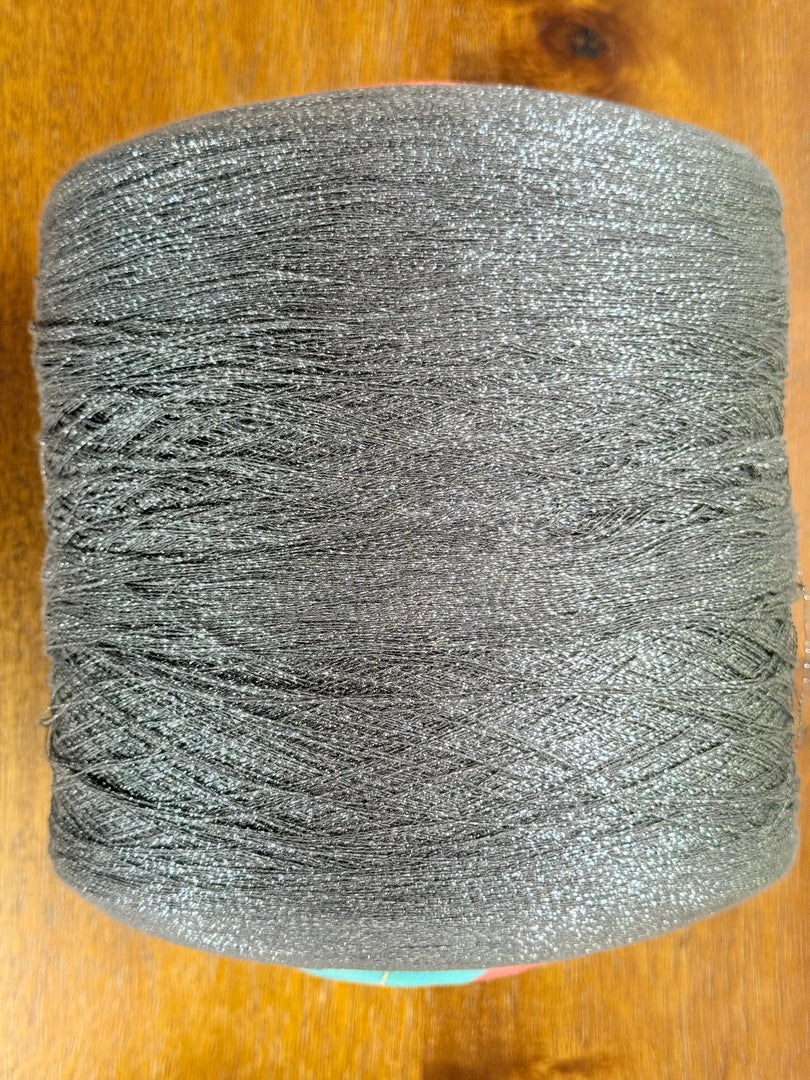 Lineapiù Metallic Accent Cone Yarn 